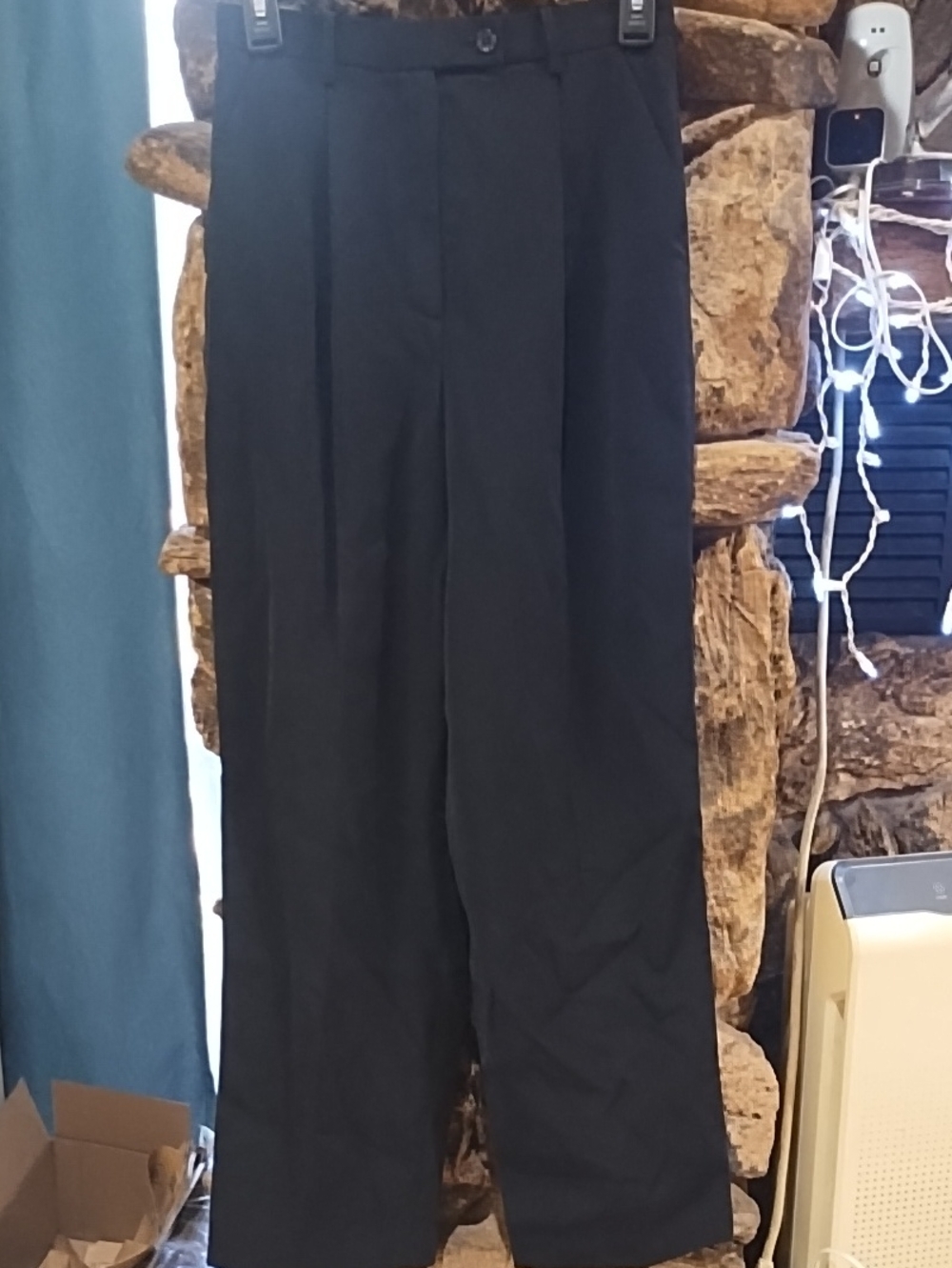 Izod Black Pleated Dress Pants
